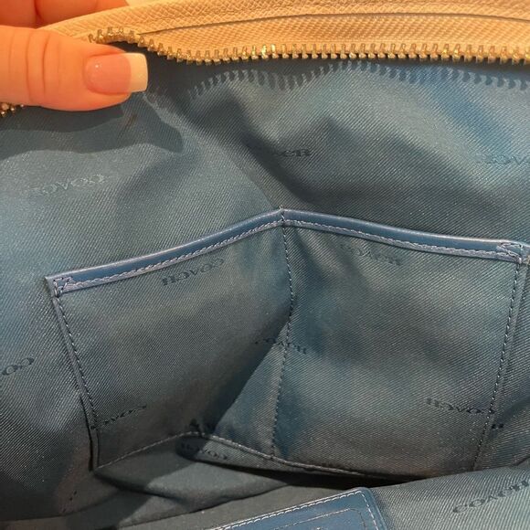 Coach ivory and blue shoulder purse leather - Picture 10 of 14